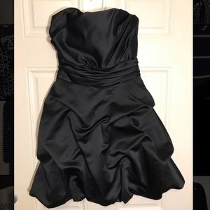 Strapless David’s Bridal Gown